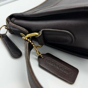 Vintage Coach Taylor 9944 - Dark Brown